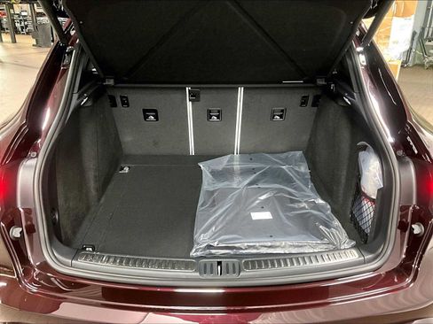 New 2026 Porsche Macan Turbo image 38