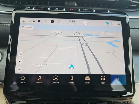 New 2025 Jeep Grand Cherokee Limited w/ Trailer Tow Package image 22