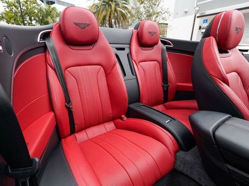Used 2024 Bentley Continental GT V8 image 92