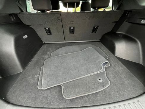 Used 2025 Chevrolet Equinox LT image 31