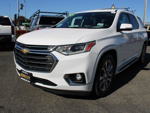 Used 2019 Chevrolet Traverse Premier w/ LPO, 'HIT The Road' Package image 4