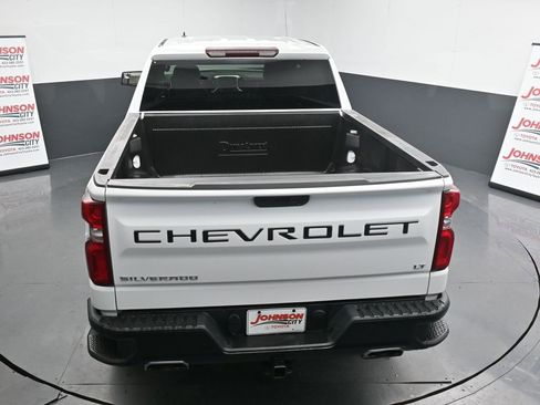 Used 2021 Chevrolet Silverado 1500 LT Trail Boss image 30
