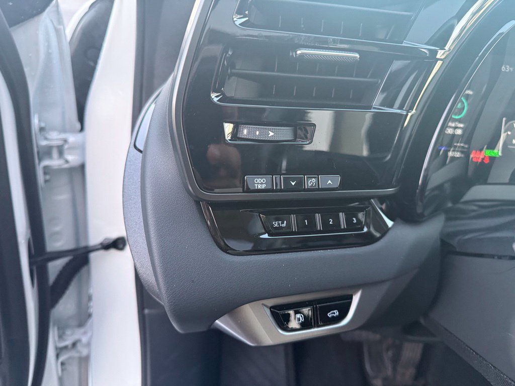 Used 2025 Lexus RX 450h AWD w/ Convenience Package image 19