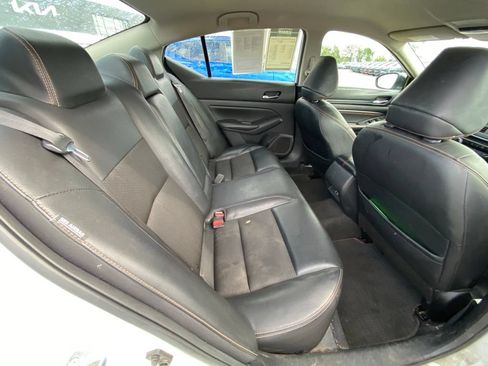 Used 2021 Nissan Altima 2.5 SR FWD image 22