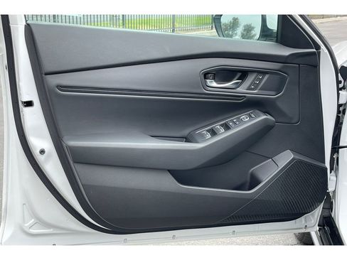 Certified 2025 Honda Accord EX-L image 10
