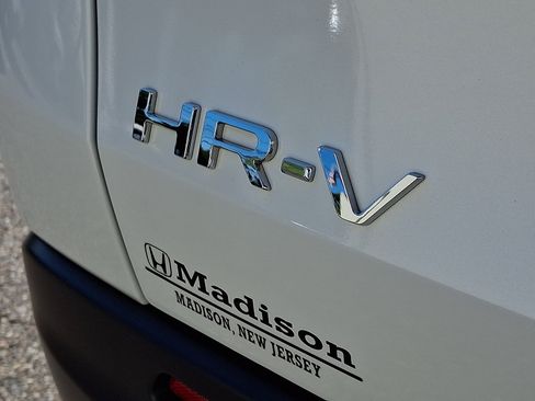 Used 2024 Honda HR-V Sport image 29