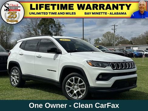 Used 2023 Jeep Compass Latitude AWD/4WD image 1