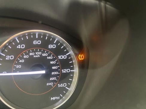 Used 2018 Subaru Crosstrek 2.0i Limited AWD/4WD image 19