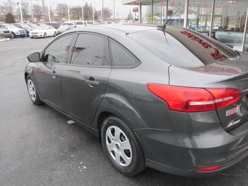 Used 2018 Ford Focus S FWD image 36