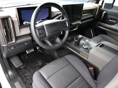 Used 2025 GMC Hummer EV 2X w/ LPO, Sport Package AWD/4WD image 22