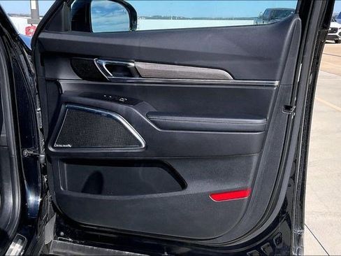 Used 2022 Kia Telluride SX w/ Towing Package image 29