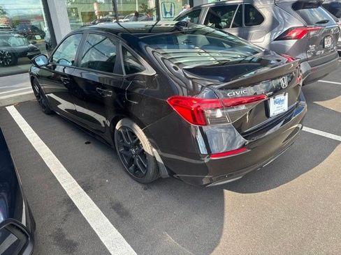 Used 2024 Honda Civic Sport image 3