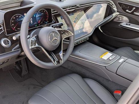 New 2026 Mercedes-Benz E 450 4MATIC Sedan image 3
