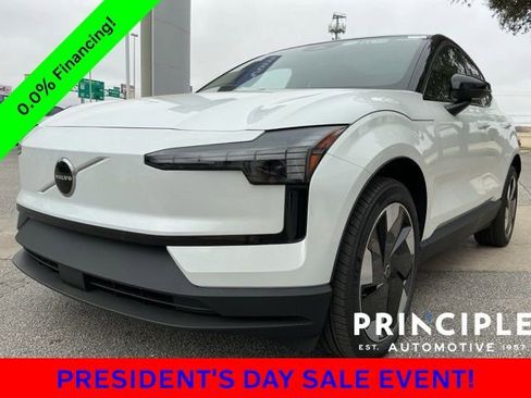 New 2026 Volvo EX30 Plus image 5