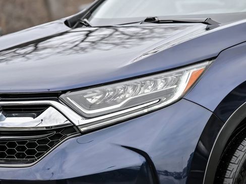 Used 2019 Honda CR-V Touring image 3