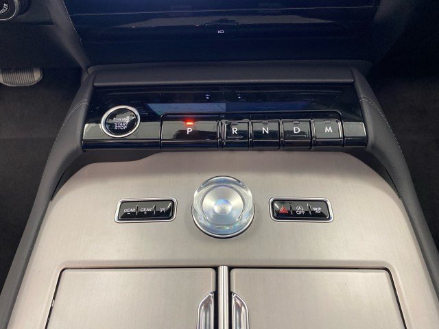New 2027 Lincoln Navigator Reserve AWD/4WD image 26