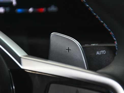 Used 2025 BMW M340i xDrive AWD/4WD image 41