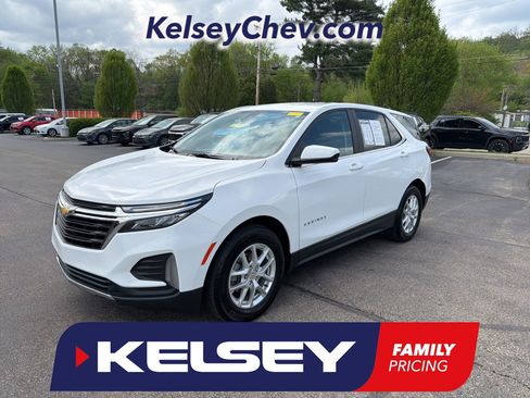 Used 2023 Chevrolet Equinox LT image 1