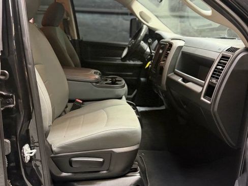 Used 2018 RAM 3500 Tradesman w/ Chrome Appearance Group AWD/4WD image 13