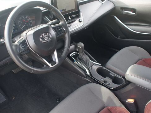 Certified 2025 Toyota Corolla SE FWD image 13
