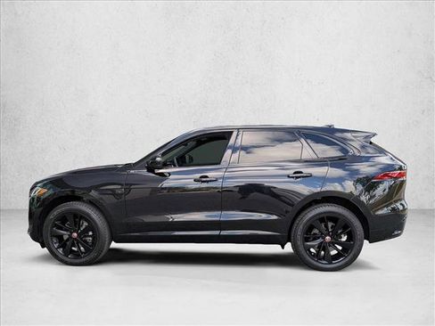 Certified 2023 Jaguar F-PACE S image 9