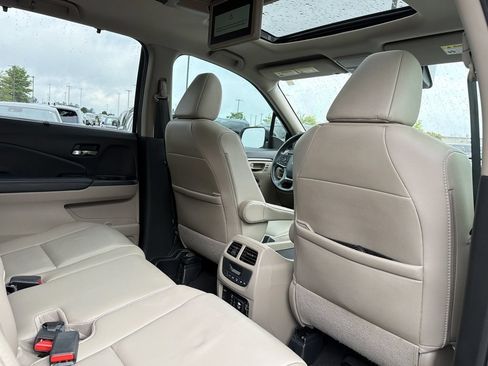 Used 2019 Honda Pilot EX-L image 17