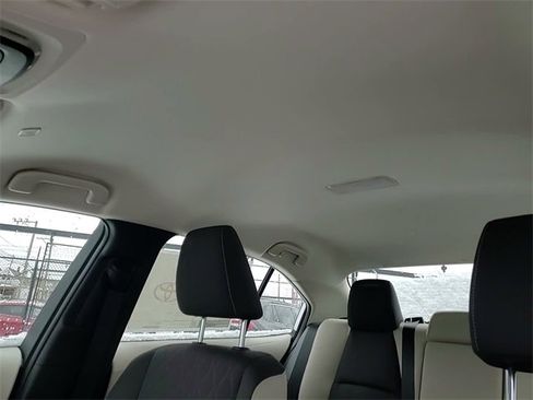 Used 2026 Toyota Corolla LE image 18