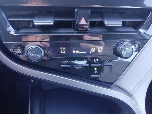 Used 2023 Toyota Camry SE image 23