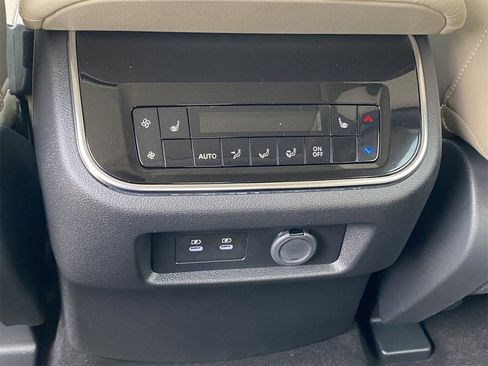 New 2026 Nissan Armada Platinum image 15