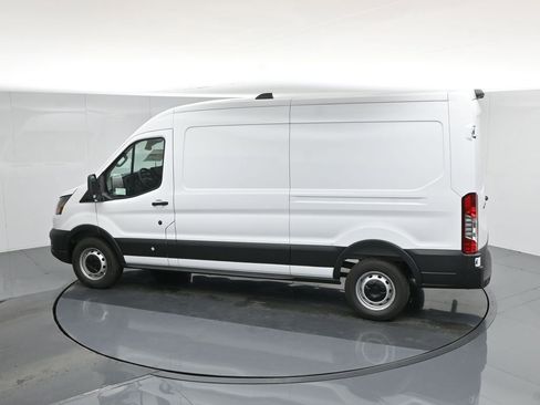 New 2026 Ford Transit 250 148 Medium Roof RWD image 38