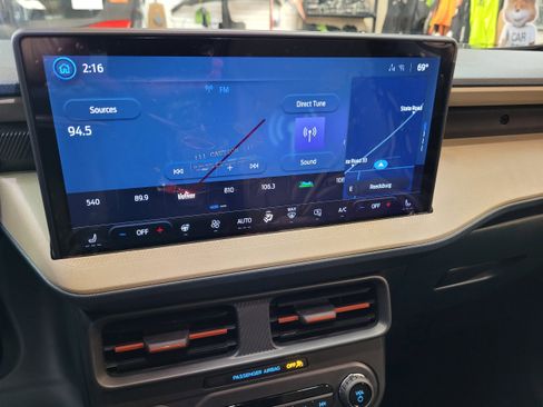 New 2026 Ford Maverick Lariat AWD/4WD image 11