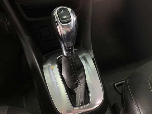 Used 2016 Buick Encore Convenience AWD/4WD image 24