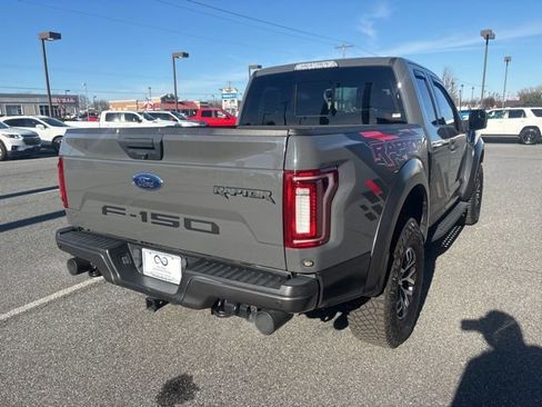 Used 2018 Ford F150 Raptor w/ Equipment Group 801A Mid image 6