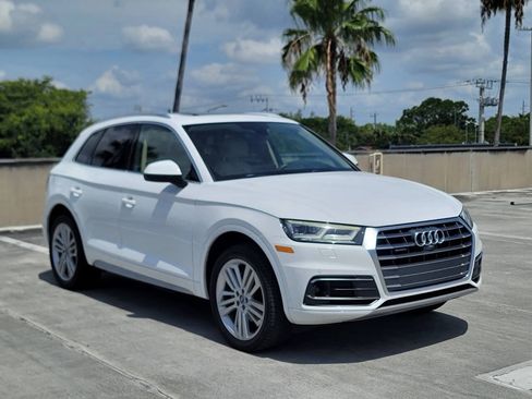 Used 2018 Audi Q5 Prestige w/ Prestige Package AWD/4WD image 4