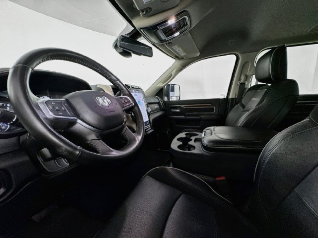 Used 2024 RAM 2500 Laramie AWD/4WD image 18