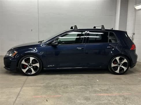 Used 2017 Volkswagen GTI S image 2