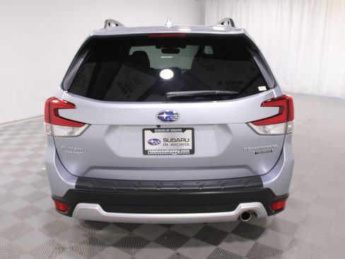 Used 2020 Subaru Forester Touring image 29