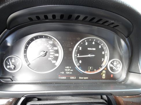 Used 2014 BMW 528i xDrive Sedan image 13