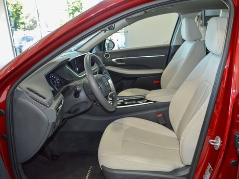Certified 2023 Hyundai Sonata SEL FWD image 10
