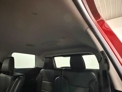 Used 2018 GMC Acadia SLT AWD/4WD image 49