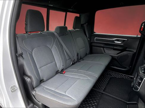 Used 2022 RAM 1500 Big Horn AWD/4WD image 25