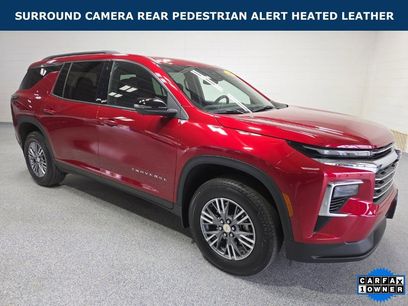 Used 2025 Chevrolet Traverse LT w/ Driver Confidence Package