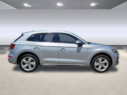 Used 2021 Audi Q5 Prestige AWD/4WD image 8