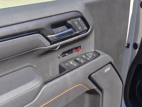 New 2026 GMC Sierra 1500 AT4 w/ AT4 Premium Package AWD/4WD image 11