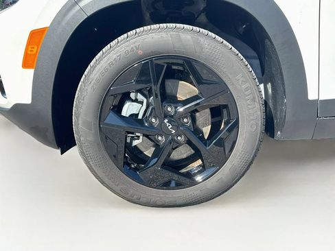Certified 2026 Kia Seltos EX w/ EX Sunroof Package AWD/4WD image 35