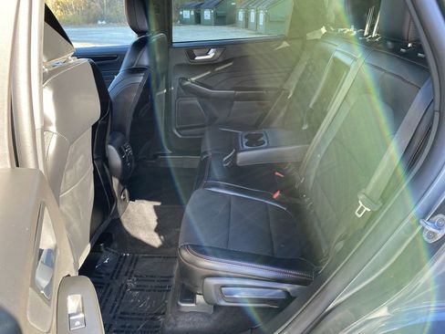 Certified 2025 Ford Escape ST-Line image 35