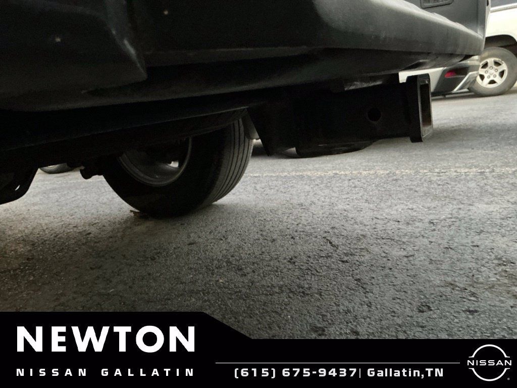 Used 2022 Nissan Frontier SV w/ SV Premium Package RWD image 3