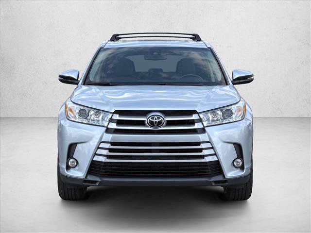 Used 2018 Toyota Highlander XLE AWD/4WD image 22