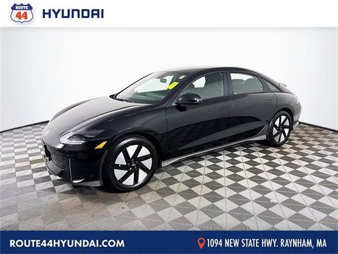 Used 2025 Hyundai Ioniq 6 SE image 1