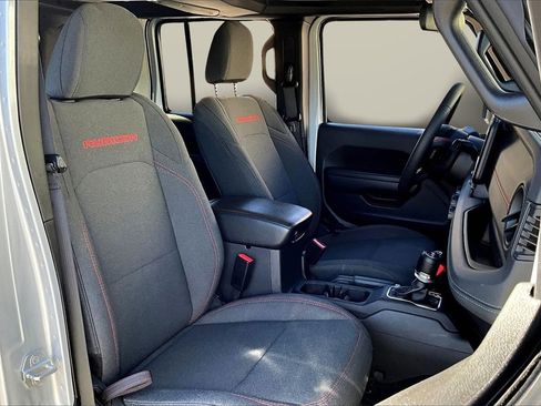 Used 2024 Jeep Wrangler Unlimited Rubicon image 21